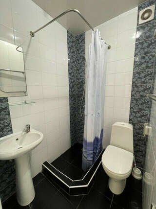 Гостиница Лина Адлер Трехместный номер «Комфорт»-10