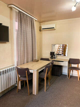 Гостиница Лина Адлер Двухуровневый люкс-3